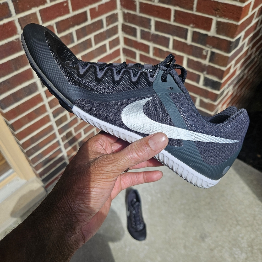 NWOT Men's Nike Track Shoes, sz 13